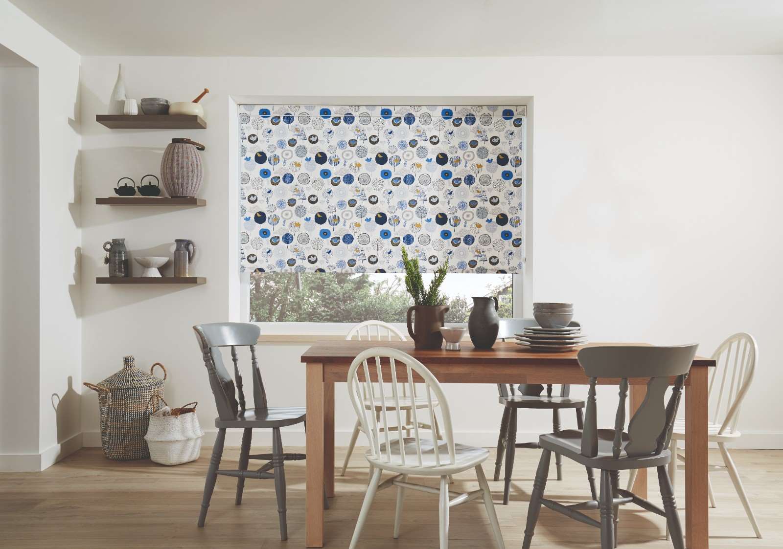 birdsong daybreak roller blind