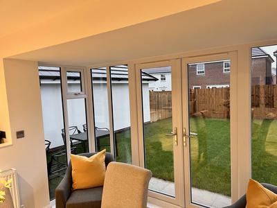 Left side of bay window